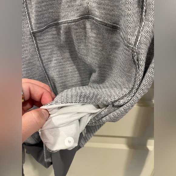 Lululemon run 1/4 zip pullover - Picture 3 of 9